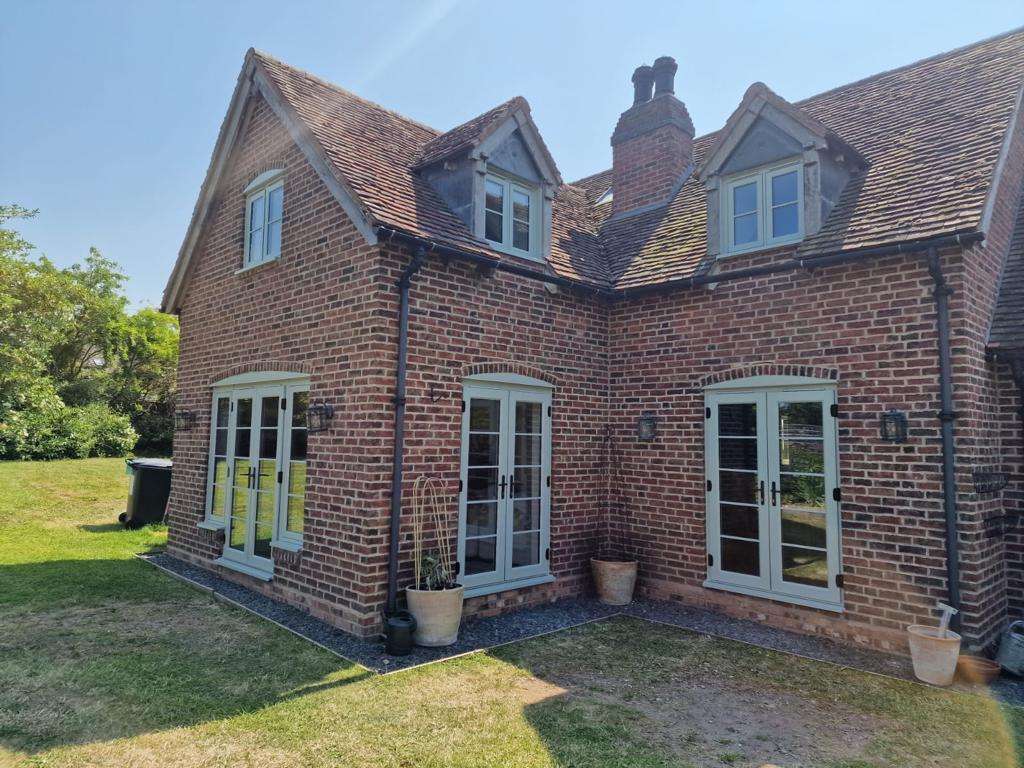 chartwell cottage flush rear